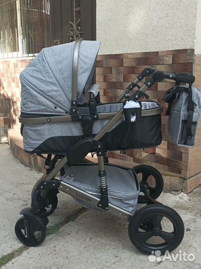 Новая Коляска luxmom 555