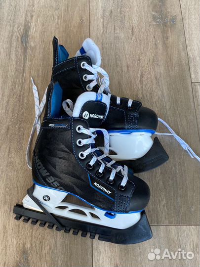 Коньки хоккейные детские 25-29