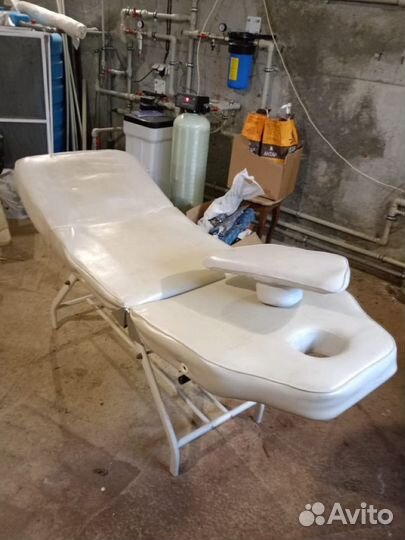 Кушетка для наращивания ресниц или массажа