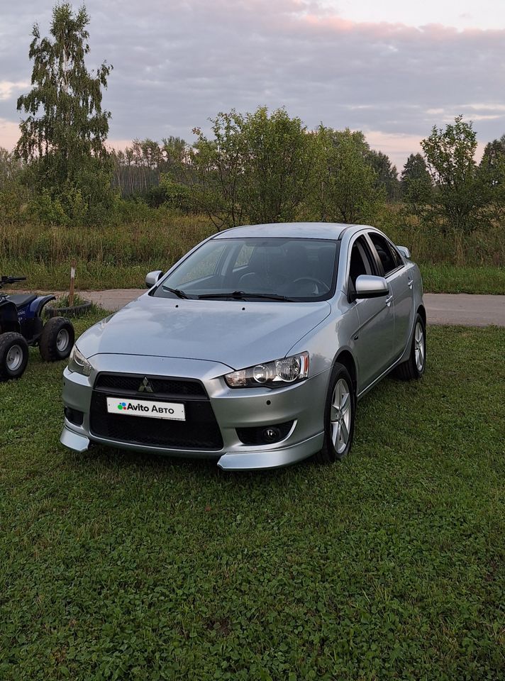 Mitsubishi Lancer: фото владельца