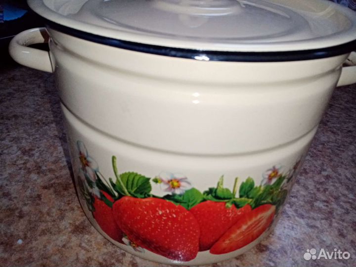 Казан новый эмалированная