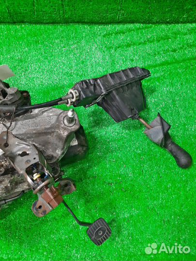 Механическая коробка МКПП nissan note ZE11 hr16de