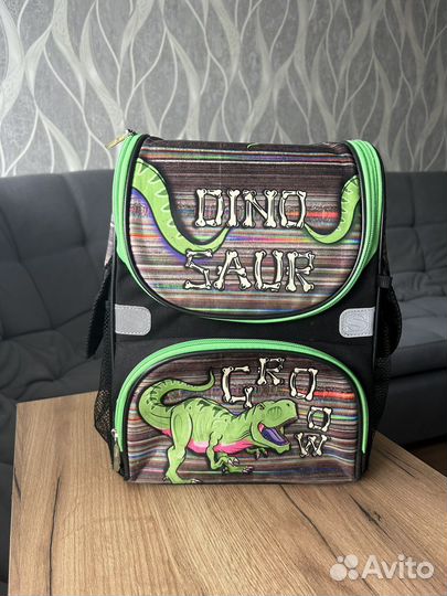 Рюкзак школьный для мальчика бу