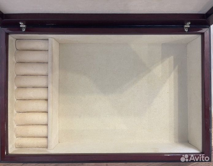 Шкатулка для украшений красное дерево серебро
