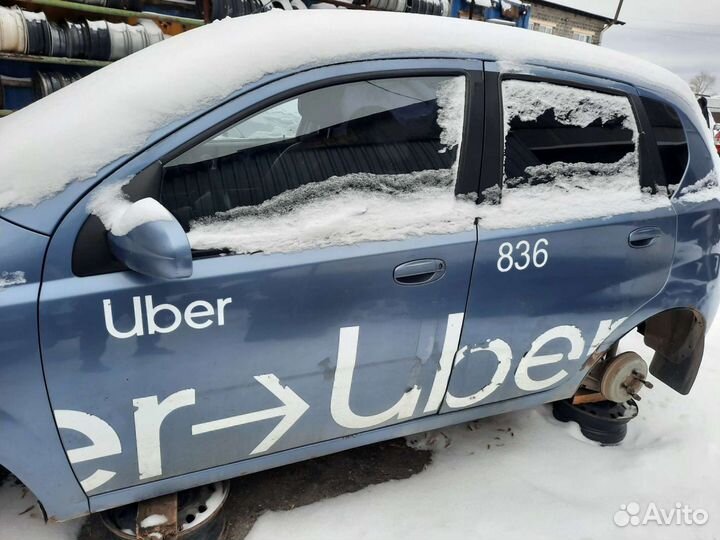 Дверь задняя левая aveo t200 хэтчбек