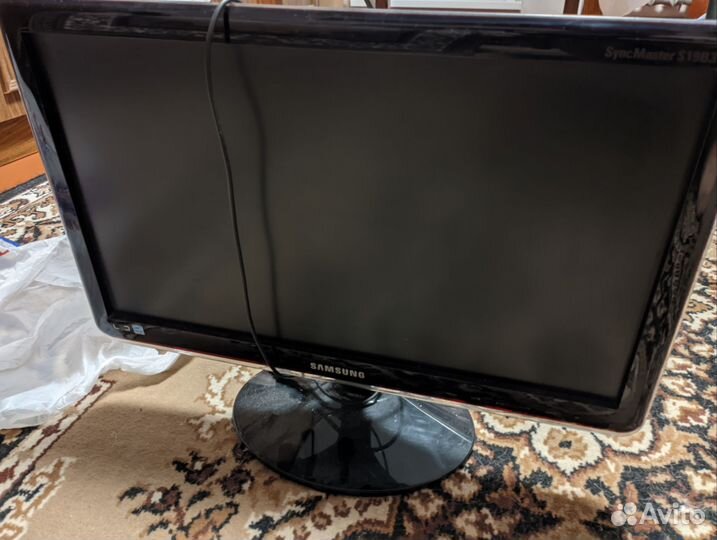Монитор Samsung