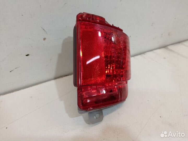 Фонарь противотуманный задний правый Toyota Land
