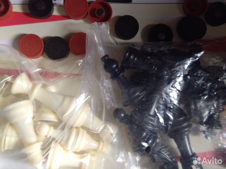 Шахматы шашки и нарды