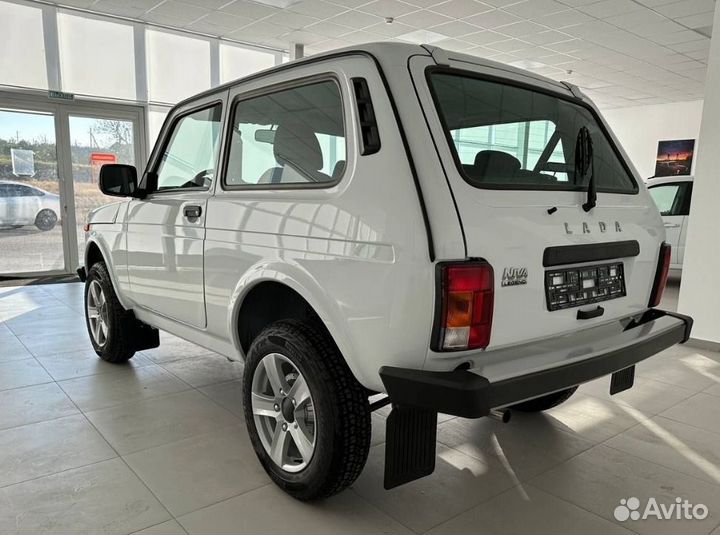 LADA 4x4 (Нива) 1.7 МТ, 2023, 5 км