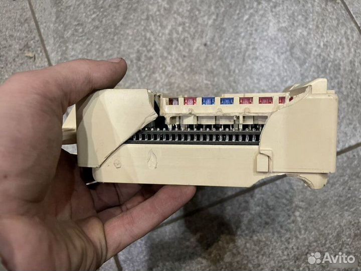 Блок предохранителей Kia Sorento Prime