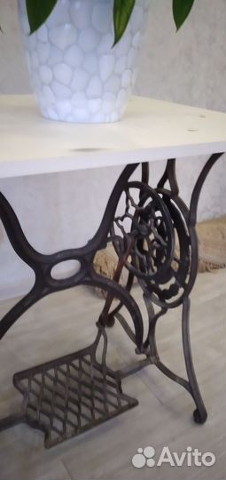 Швейная машина Singer