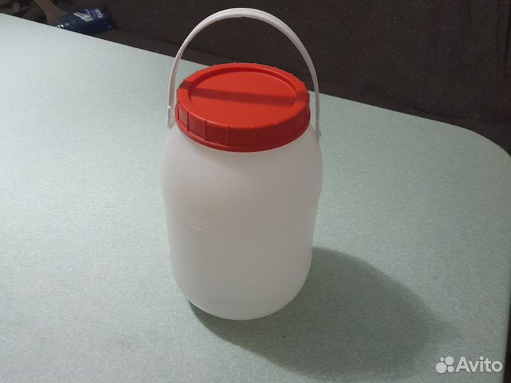 Бидон пластиковый
