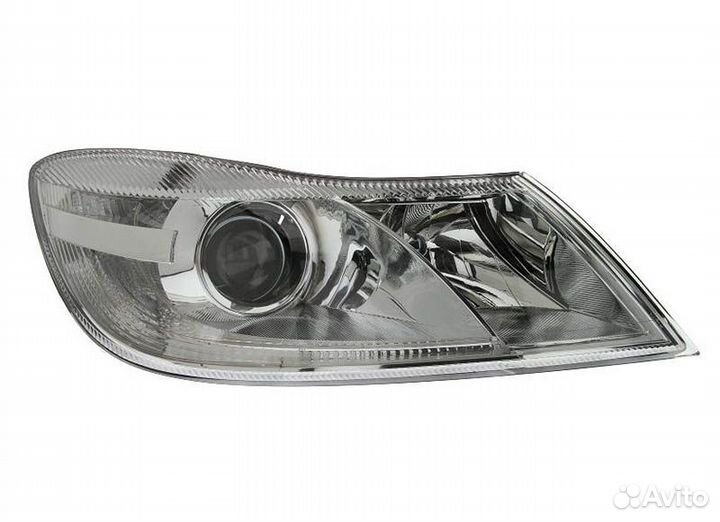 Фара правая Skoda Octavia A5