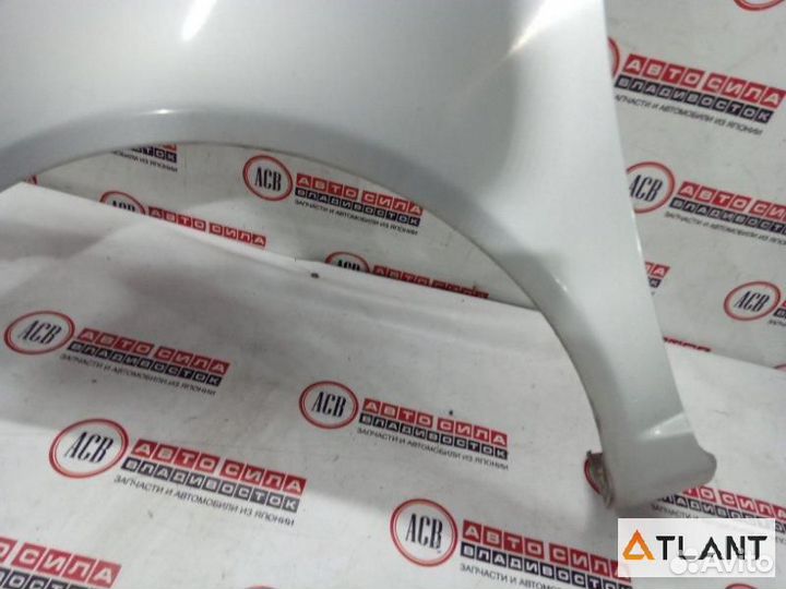 Крыло переднее левое toyota platz