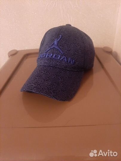 Бейсболки jordan новые черный и синий