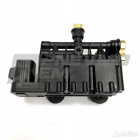 Блок клапанов пневмоподвески Land Rover Discovery