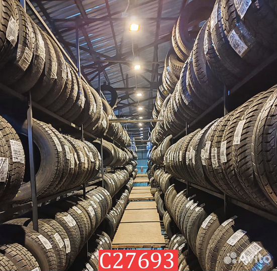 Kumho WinterCraft KW27 245/45 R18 96M