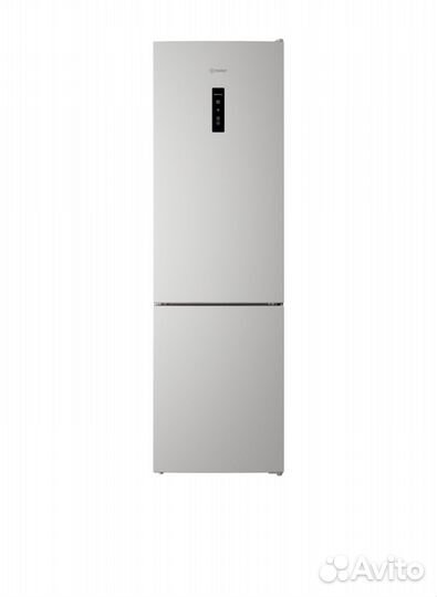 Холодильник Indesit ITR 5200W No Frost новый