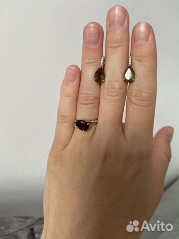 Серебряные серьги и кольцо с топазом