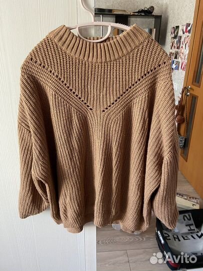 Свитер