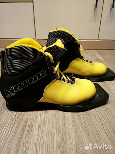 Лыжные ботинки детские