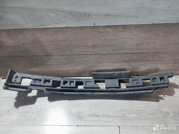 Абсорбер переднего бампера Mitsubishi Carisma рест