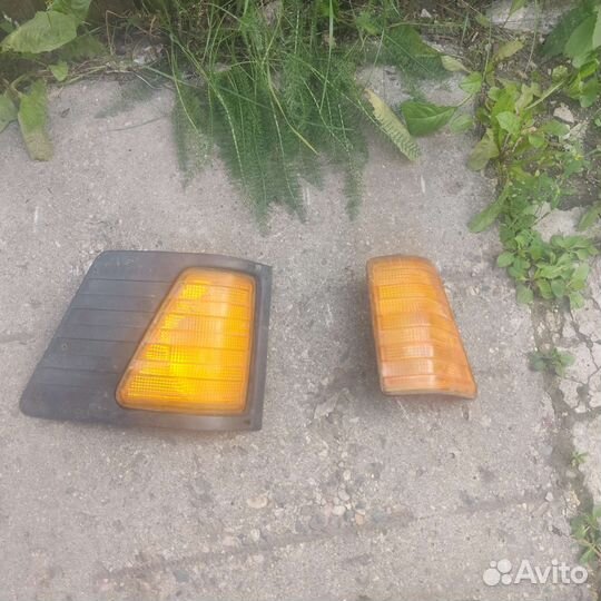 Поворотники на Мерседес 208 - 410D