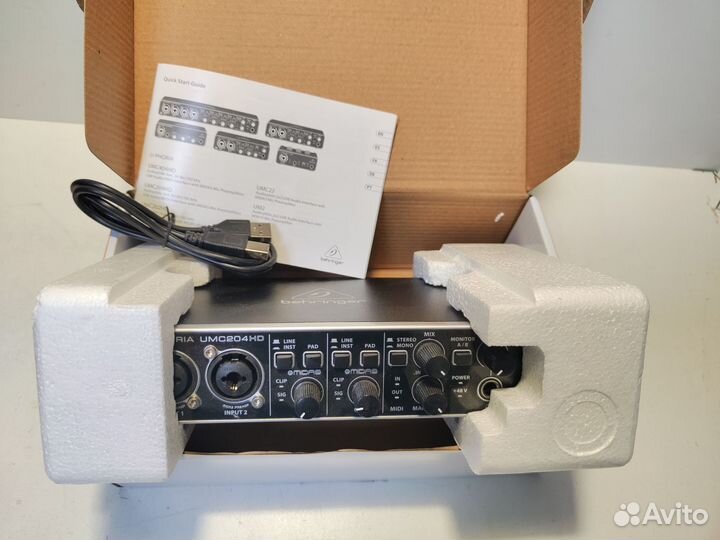 Behringer u-phoria UMC204HD