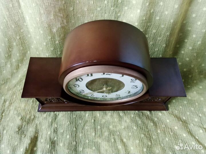 Часы настольные, будильники СССР