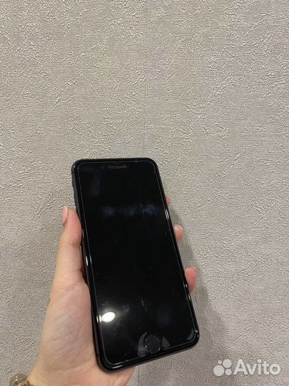 iPhone 8 Plus, 64 ГБ