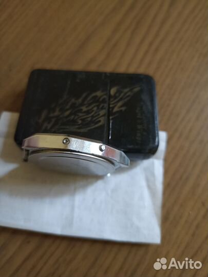 Часы электроника 52