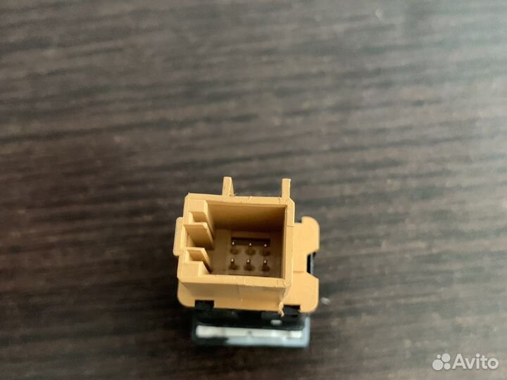 Кнопка стояночного тормоза vw passat cc b6