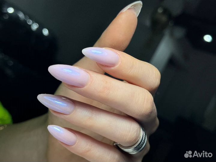 Маникюр с покрытием в салоне