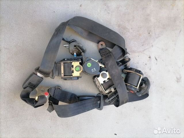 Ремень безопасности задний Ford Escort 1990-1995