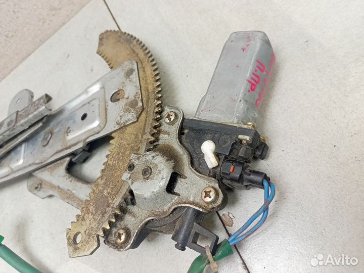 Стеклоподъемник электрический передний правый 6122