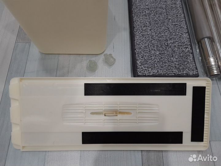 Швабра с ведром (бесконтактный отжим)