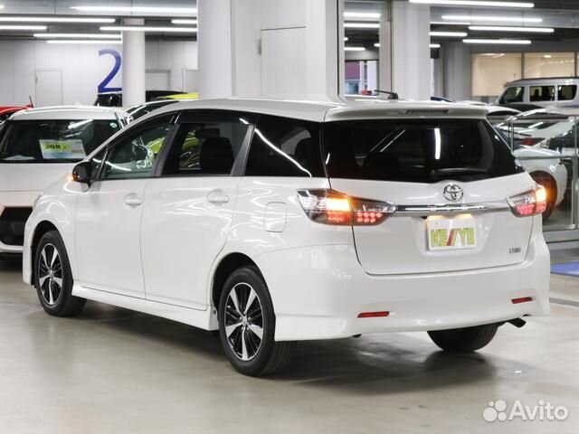 Toyota Wish 1.8 CVT, 2012, 34 555 км