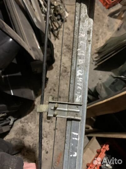 Стеклоподъемник передний левый Honda Integra 3