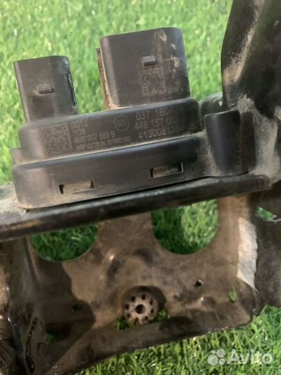 Блок управления пневмоподвеской Audi Q7 (4M)