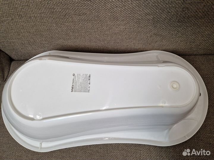 Ванночка для купания новорожденного со сливом