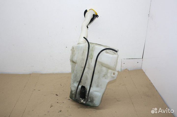 Бачок омывателя лобового стекла Ford Kuga II (2012—2016)