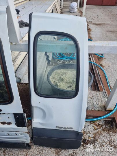 Двери на Renault kangoo 1