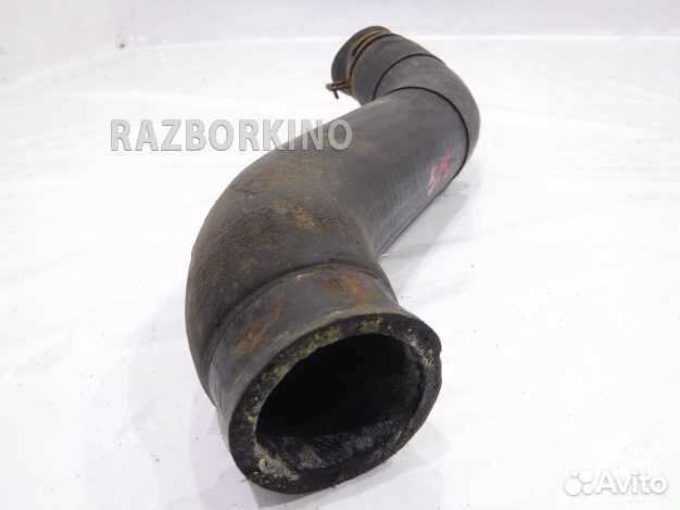 Патрубок системы охлаждения