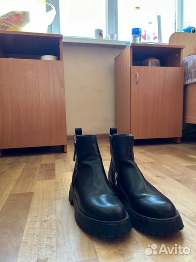 Ботинки женские демисезонные 39 размер