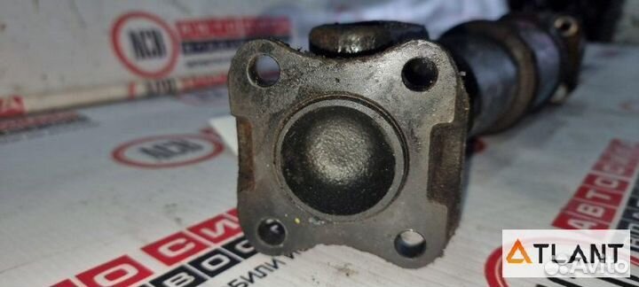 Карданный вал задний mitsubishi delica