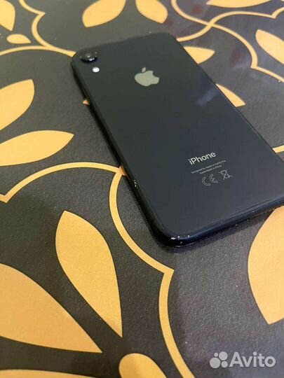 Телефон iPhone xr