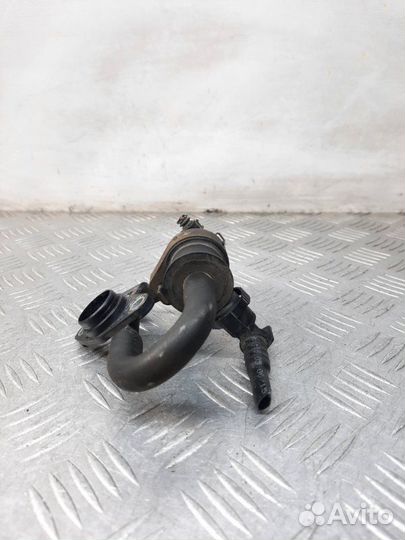 Клапан вентиляции топливного бака Opel Astra