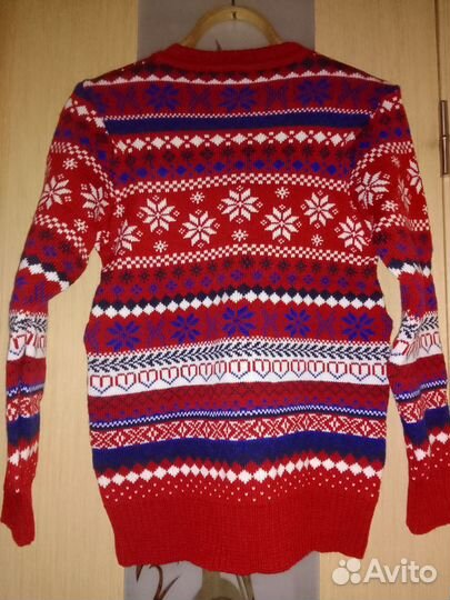 Свитера на мужчин и женщин + носки (Возможен торг)