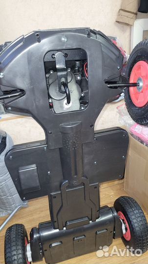 Детский электромобиль