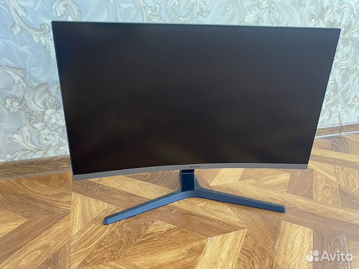 Монитор Samsung c27r500fhi
